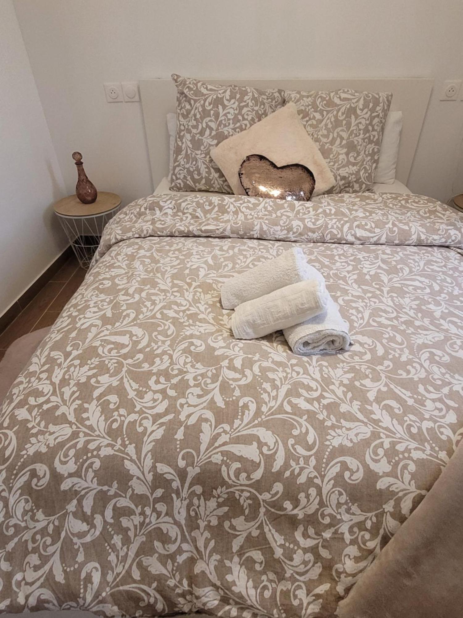 Coquet Appartement A 15Mn De Paris Et 10 Mn De Stade De France, Wifi, Netflix, Groslay المظهر الخارجي الصورة