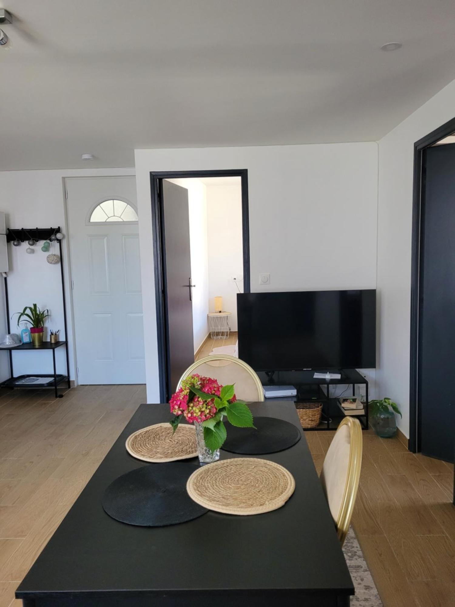 Coquet Appartement A 15Mn De Paris Et 10 Mn De Stade De France, Wifi, Netflix, Groslay المظهر الخارجي الصورة